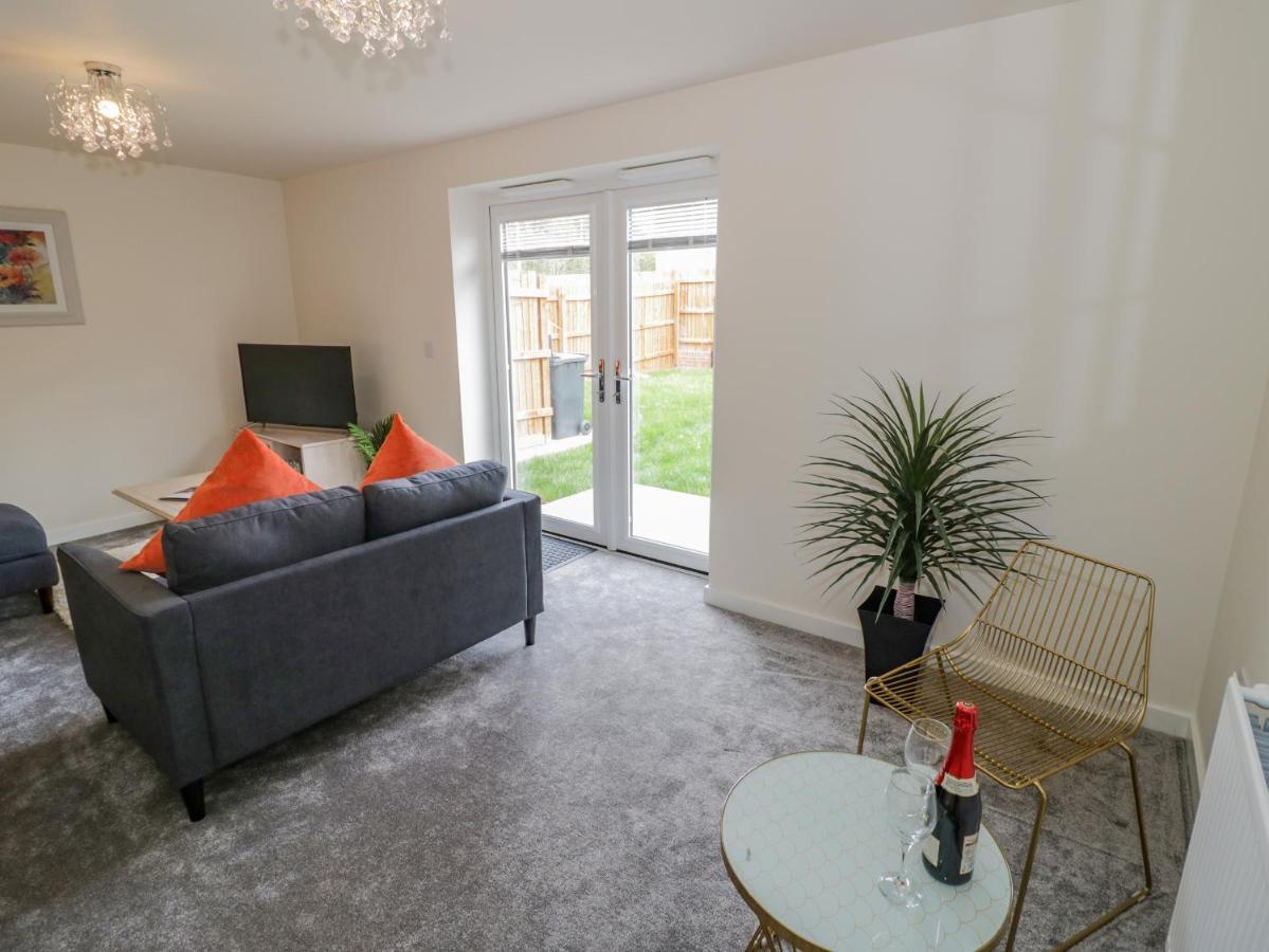 23 Moat House Close Coventry Bagian luar foto