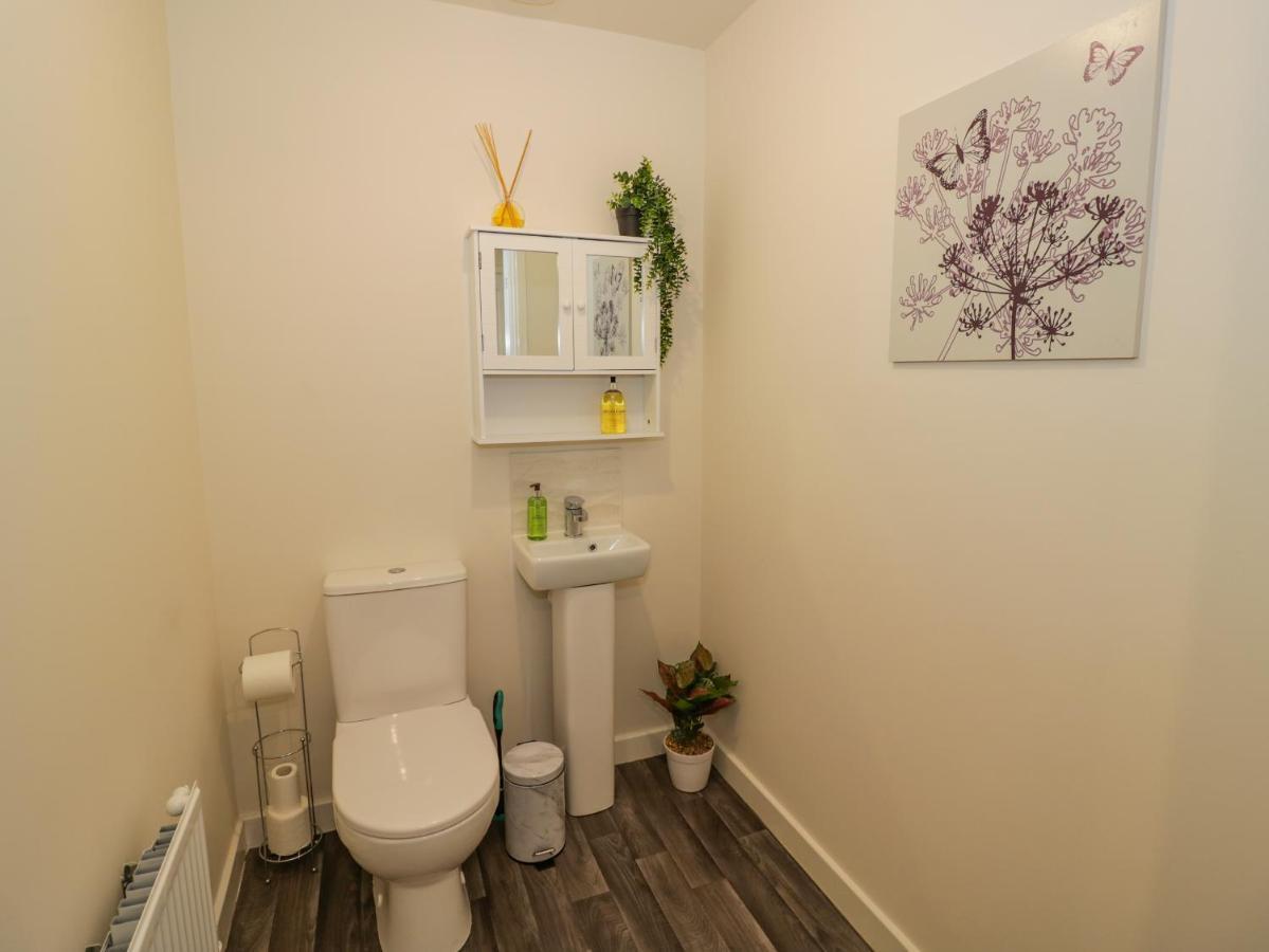 23 Moat House Close Coventry Bagian luar foto